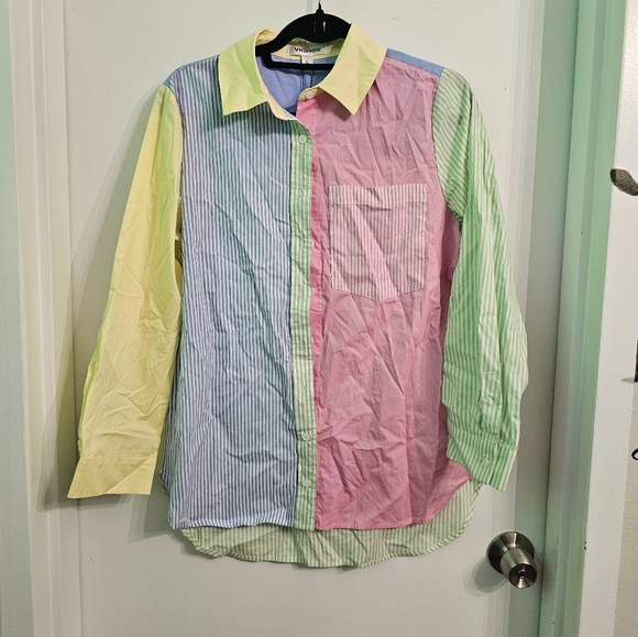 Colorblock Shirt - Picture 2 of 3